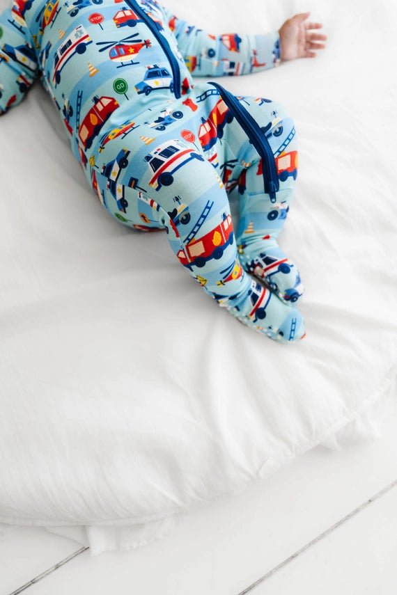 Macaron + Me Rescue Footsie