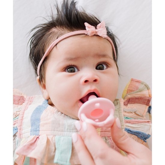 Itzy Ritzy Pink Bows Sweetie Soother Pacifier 2PC Set