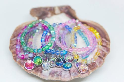 You must see "The Original Mermaid" amazing jewelry!