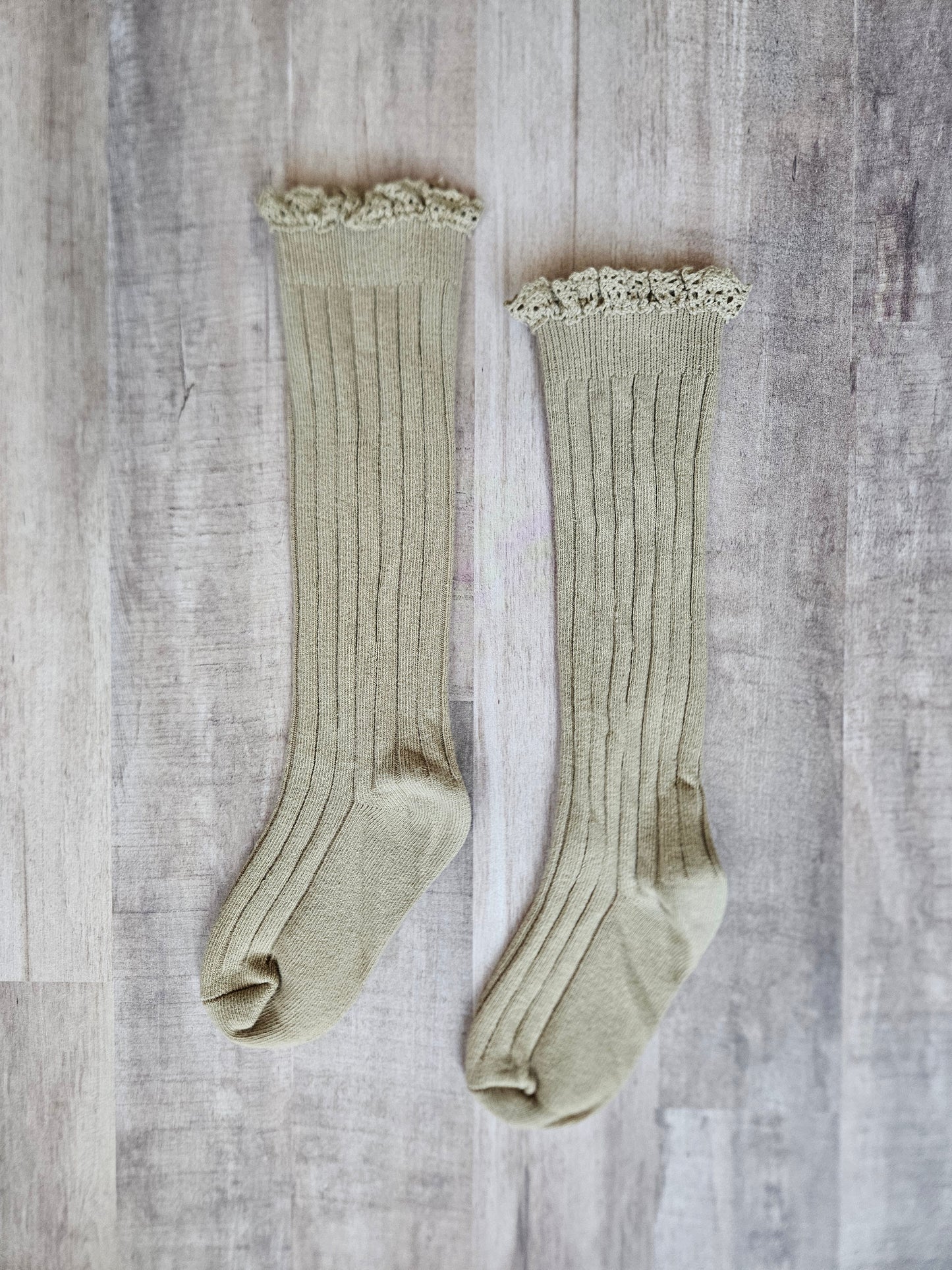 Tan Lettuce Edge Ruffle Socks