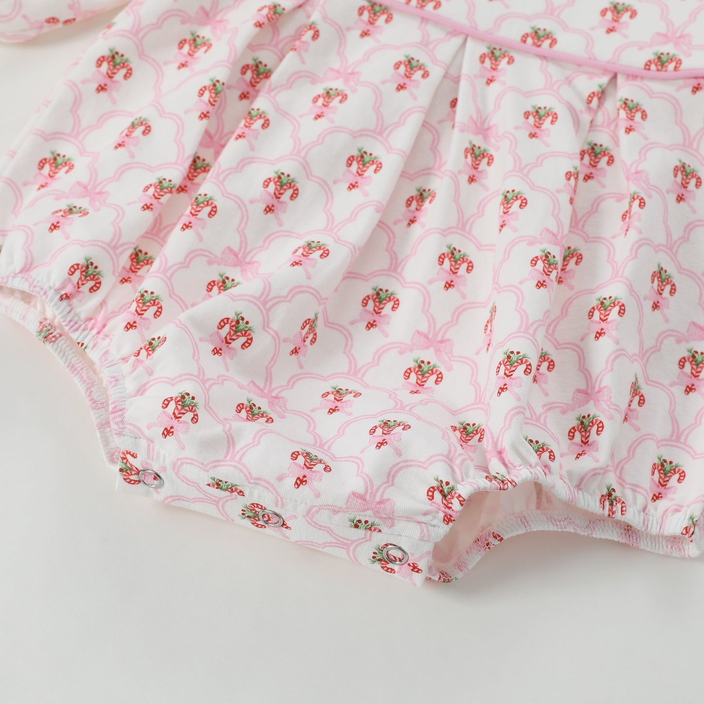 Swoon Baby Scalloped Candy Cane Bubble