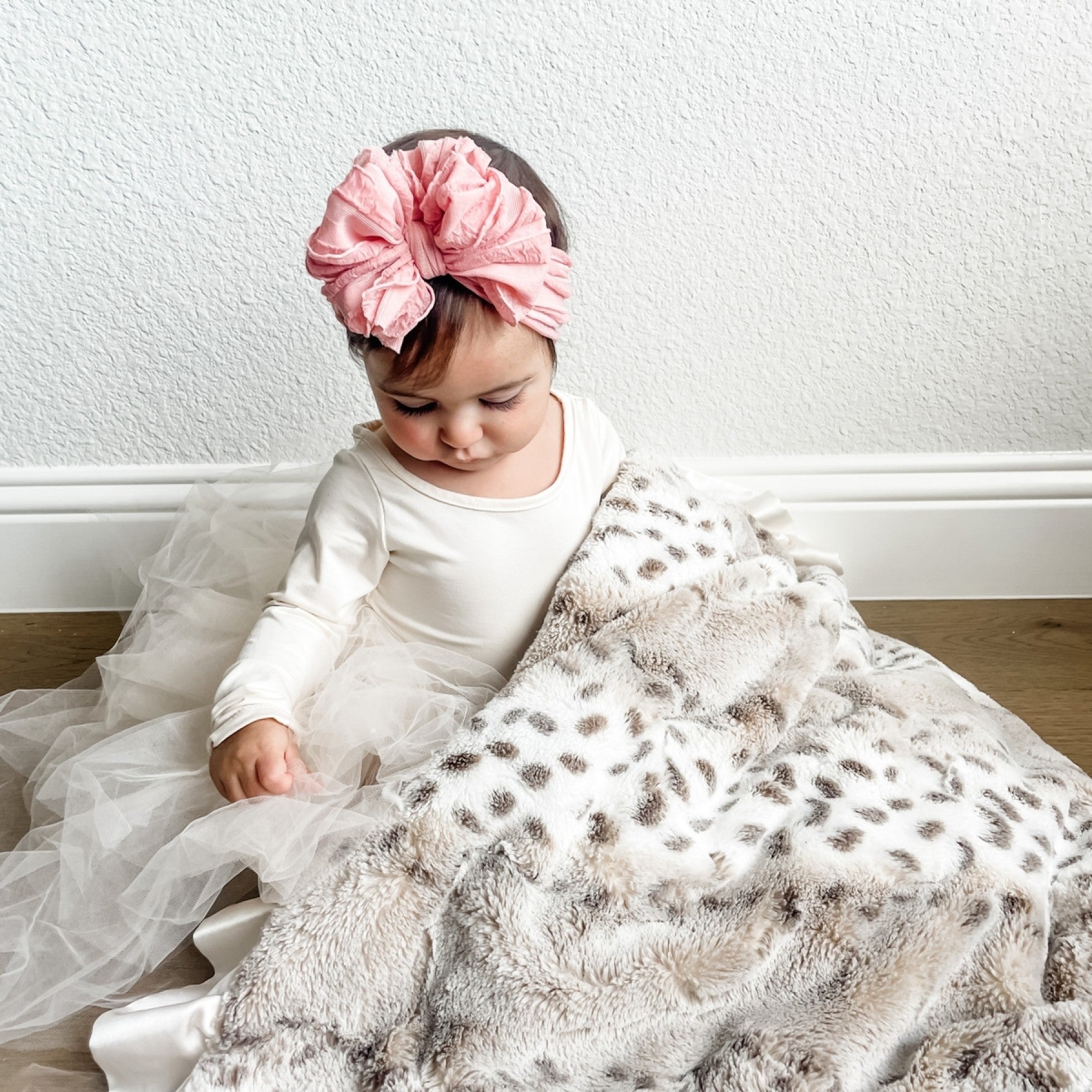 Rockin Royalty Baby Snowcat Ivory Blanket